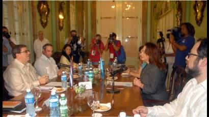 En la reunión en la Cancillería, la Presidenta de la AGNU destacó el cumplimiento por Cuba de la agenda 2030.