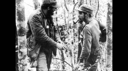 Dirigido por Fidel, el ataque al cuartel de El Uvero puso en evidencia la madurez y la valentía de los jóvenes rebeldes y acrecentó la esperanza en el triunfo.