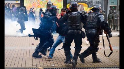 Intervención de la policía durante las protestas