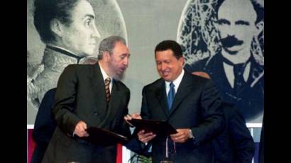 Chávez y Fidel, los fundadores del convenio