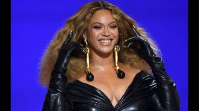 Beyonce es la artista femenina más ganadora