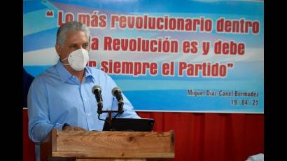 Miguel Díaz-Canel Bermúdez  en la visita de trabajo a Cienfuegos