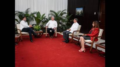 Bruno Rodríguez Parrilla y la vicepresidenta de la Asamblea Nacional del Poder Popular, Ana María Mari Machado.