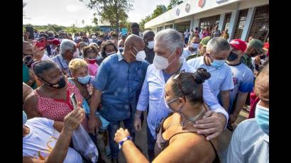 Visita del Presidente cubano a Habana del Este