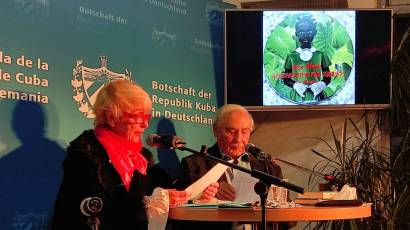Presentación del CD que recoge obras martianas para niños en idioma alemán