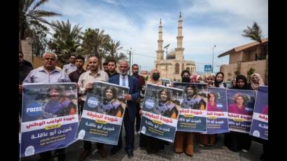 Periodistas palestinos denuncian el asesinato de Abu Akleh