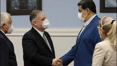 Presidente de Venezuela recibe a Alejandro Gil