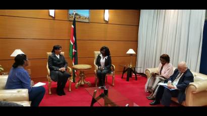 Delegación cubana para toma de posesión en Kenya