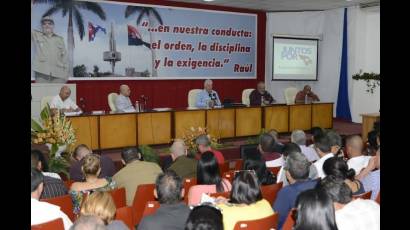 En Villa Clara, el Primer Secretario del Comité Central del Partido Comunista y Presidente de la República, Miguel Díaz-Canel Bermúdez