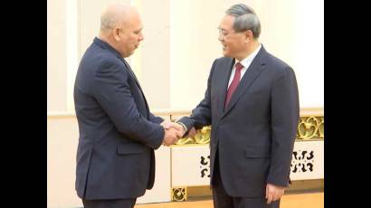 Roberto Morales Ojeda y el primer ministro de China, Li Qiang