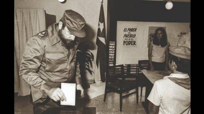 Fidel ejerció su derecho al voto