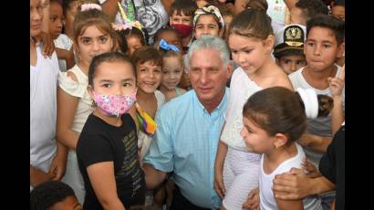 Los niños son el tesoro más preciado de la Patria