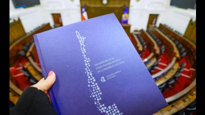 Más de mil enmiendas se presentaron al proyecto de Constitución