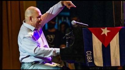 El pianista y compositor Nachito Herrera informó que rendirá homenaje a la música cubana con el concierto “Cuba Vive”, que inaugurará el capítulo santiaguero del Festival Internacional Jazz Plaza