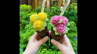 Helados florales del complejo comercial ShinPuhKan de Kyoto