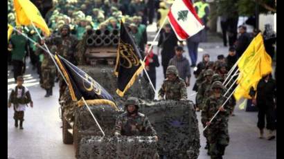 Fuerzas del Movimiento de Resistencia Islámica de El Líbano (Hezbolá) durante un desfile