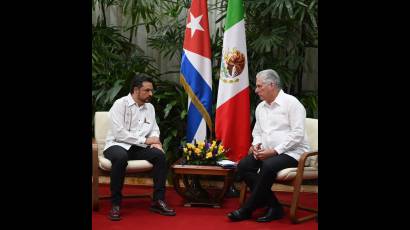 Presidente de Cuba recibe a director del Instituto Mexicano del Seguro Social