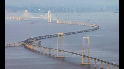 Mega enlace transmarino conecta ciudades chinas