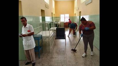 Trabajo voluntario en Hospital Pediátrico Eduardo Agramonte