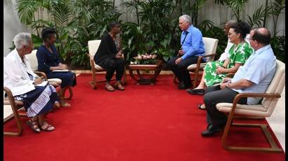 Miguel Díaz-Canel Bermúdez y Gail Walker