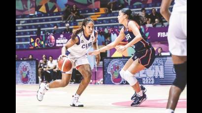 Baloncestista  Isabela Jourdain