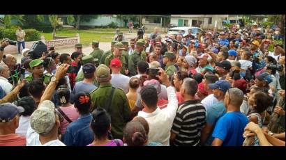 Visita de Miguel Díaz-Canel a Pilón, Granma