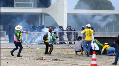 Asalto a poderes del Estado en Brasil