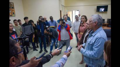 Asiste Presidente cubano a la inauguración de la nueva sede de la multiplataforma Juventud Rebelde