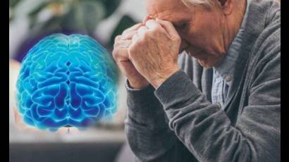 Un reciente ensayo clínico demostró que eliminar las placas amiloides del cerebro puede reducir el riesgo de desarrollar demencia