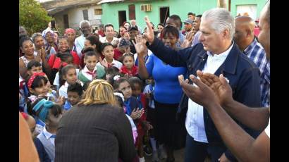 Presidente cubano constata labores en áreas socioeconómicas de Mayabeque