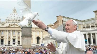 Líderes mundiales destacan compromiso de Francisco con la paz