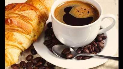 Expertos de Harvard revelan que beber café por las mañanas reduce el riesgo de padecer diabetes