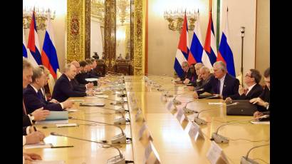 Putin y Díaz-Canel resaltaron el excelente estado de las relaciones entre Cuba y Rusia