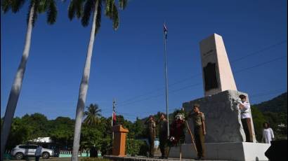 Celebran triunfo del naciente Ejército Rebelde en El Uvero