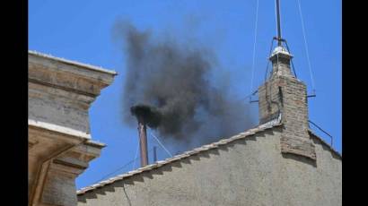 Fumarata negra en el Vaticano