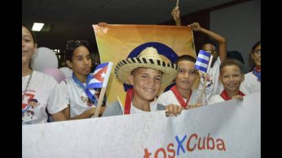 Delegados a la asambleario Aniversario 64 de la Organización de Pioneros José Martí (OPJM