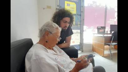 La atención al adulto mayor ha estado entre las prioridades de trabajo de la Unión de Informáticos de Cuba.