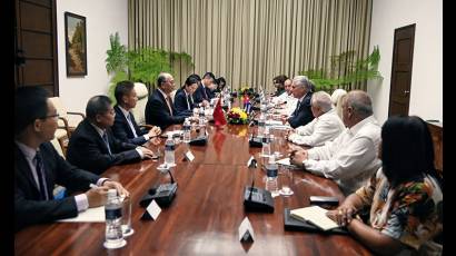 La víspera, Díaz-Canel sostuvo un encuentro con el compañero Qiu Xiaoqi, representante especial del Gobierno de la República Popular China para Asuntos Latinoamericanos.
