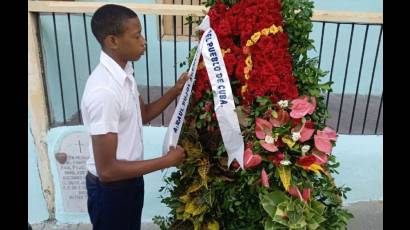 Homenaje a Frank País y Raúl Pujol