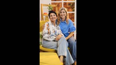 Adis y Lorena son, a su vez, rostros conocidos en la pantalla chica, ejemplos de tesón, valentía y empoderamiento.