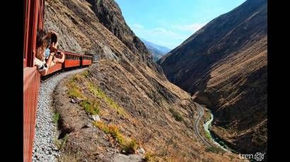 La emblemática ruta ferroviaria conocida como Nariz del Diablo