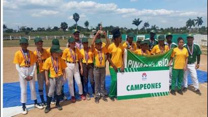Pequeños deportistas cubanos