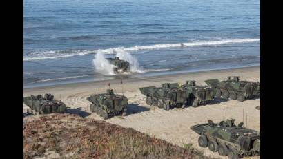 La 22 Unidad Expedicionaria de los Marines realizando simulacros de desembarco anfibio en Puerto Rico este septiembre de 2025. El Secretario de Guerra Pete Hegseth dijo que no era un ejercicio, era una maniobra real contra los enemigos de Estados Unidos.