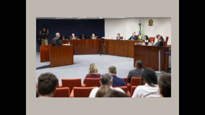 Supremo de Brasil reanuda juicio de Bolsonaro y acusados