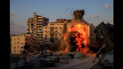 Ataque de Israel a rascacielos en Gaza