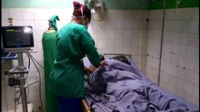 Moa: Tres fallecidos y cuatro lesionados por impacto de un rayo
