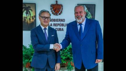 Fraternal encuentro con Thongsavanh Phomvihane, titular de Asuntos Exteriores de Laos.