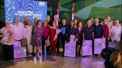 Maestro de juventudes