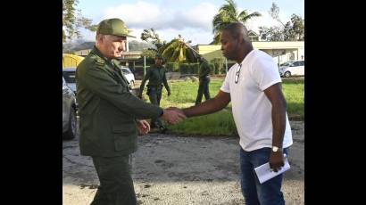 Díaz-Canel continúa chequeo de afectaciones causadas por Melissa en Santiago de Cuba