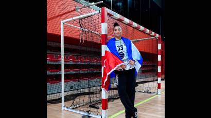 La santiaguera Niurkis Mora debe ser la portera titular.